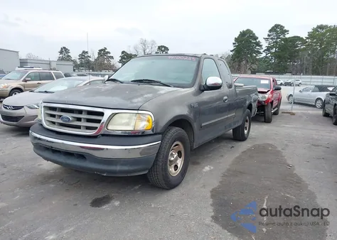 2002 Ford F-150 Xl/Xlt z USA, uszkodzony, nr VIN 1FTRX172X2KE29475